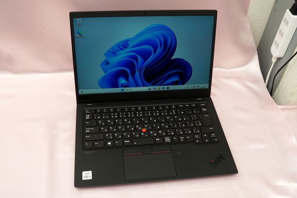 Lenovo x1 carbon 中古パソコン 値下げ交渉受け付けます 1年保証】Lenovo X1 Carbon (Core i5 8350U / メモリ8GB / SSD256GB