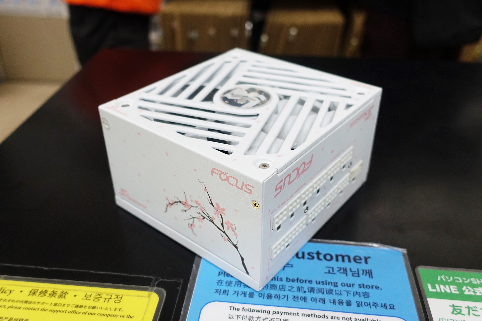 「FOCUS GX-1000 ATX3.1 SAKURA LIMITED EDITION」