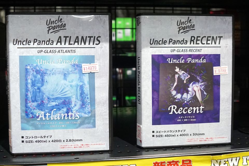 Uncle Pandaの強化ガラス製ゲーミングマウスパッド「Atlantis
