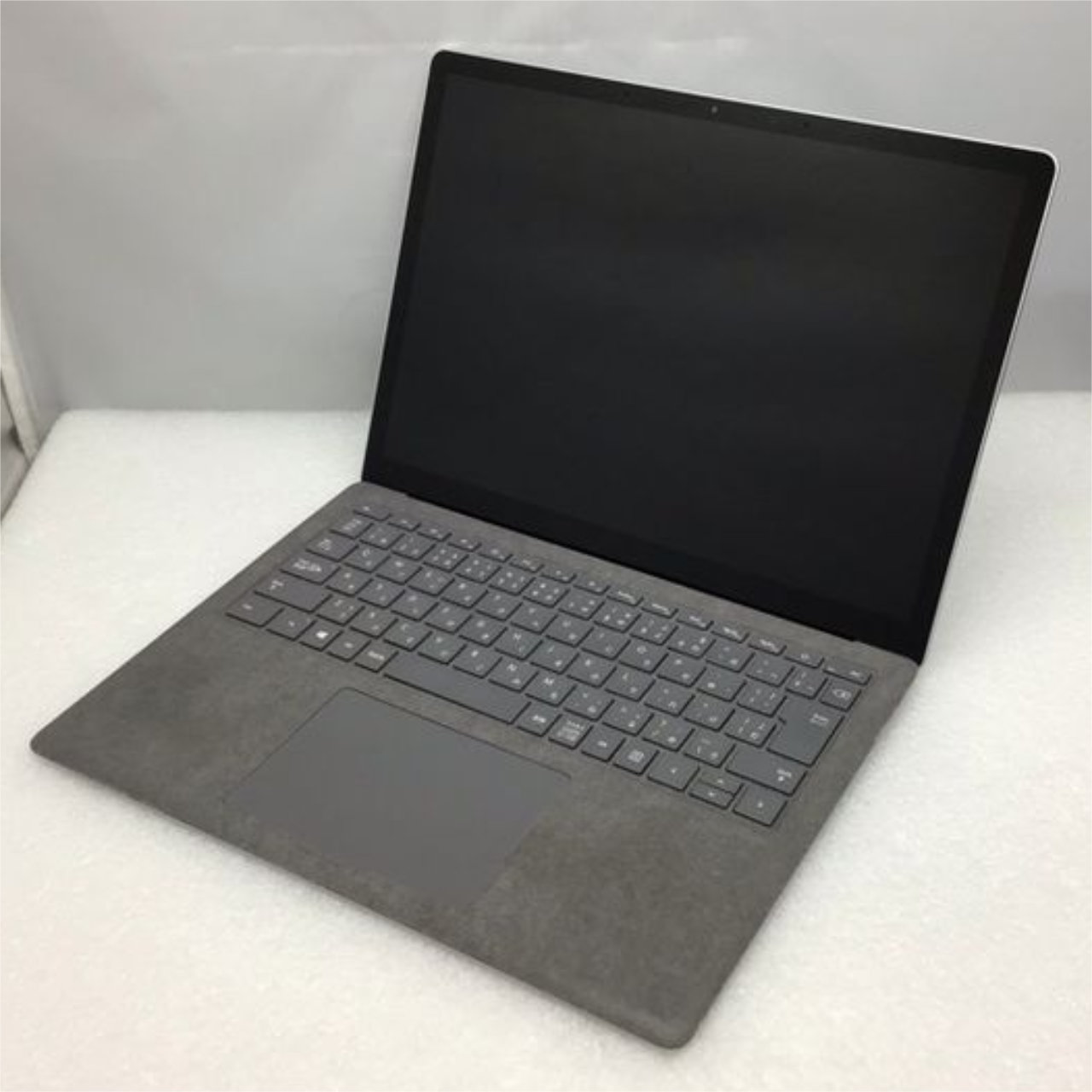 パソコン工房の通販サイトで「Surface Laptop 4」の中古品が販売中