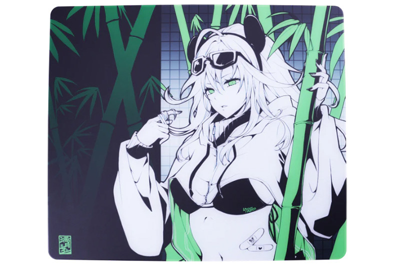 <a href="https://akiba-pc.watch.impress.co.jp/docs/news/news/2089396.html" class="deliver_inner_content i">Uncle Pandaのガラス製マウスパッド「Bamboo [不秋]」「RED」</a>