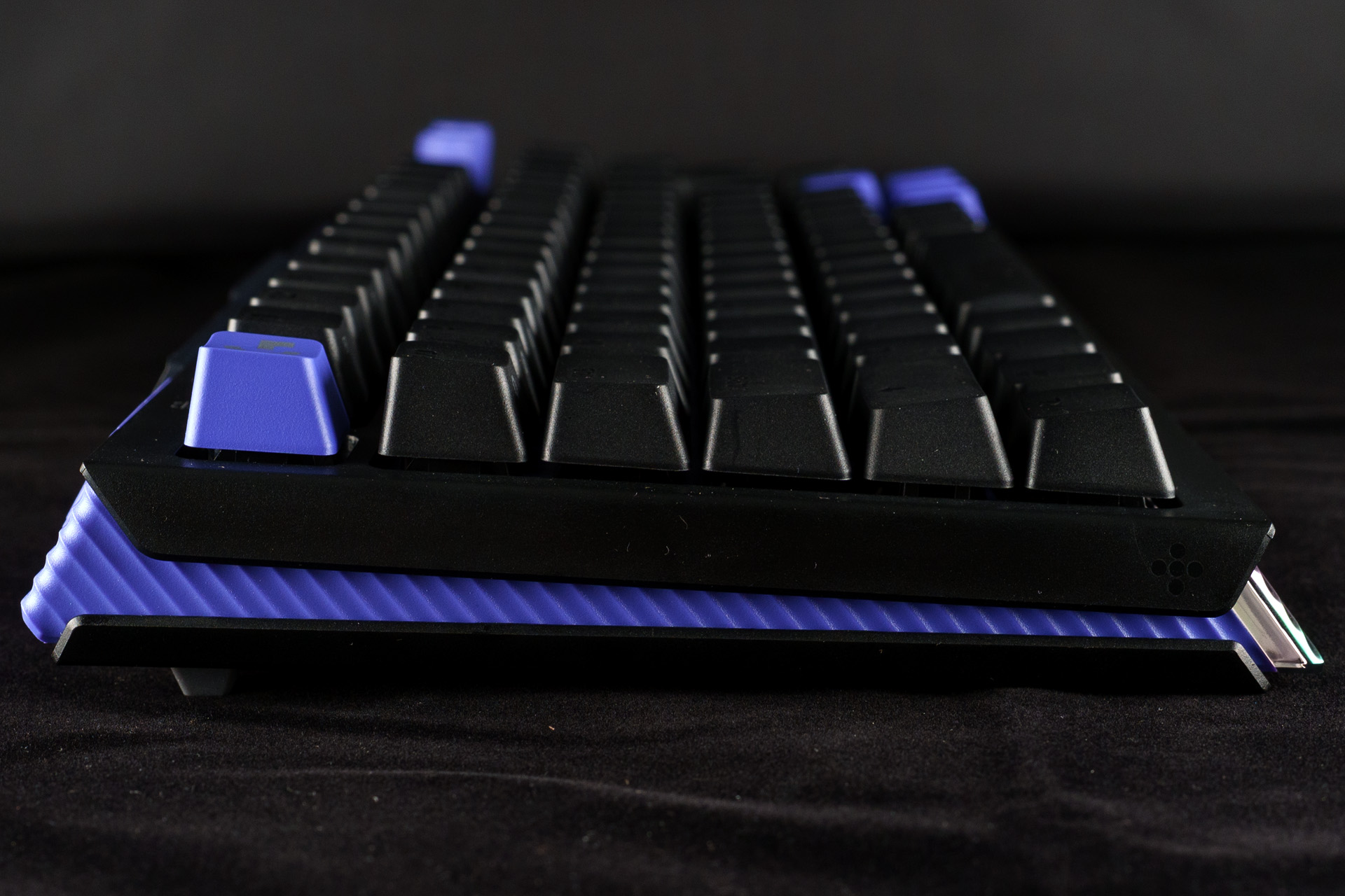 G512 X 75側面