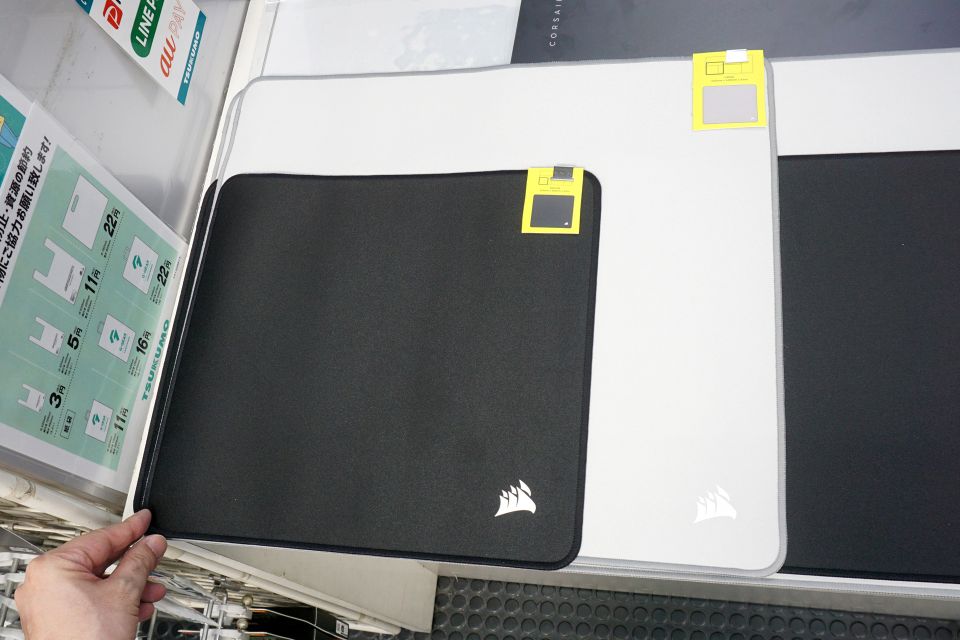 CORSAIRの「MM アンチフレイ クロスゲーミングマウスパッド」が登場