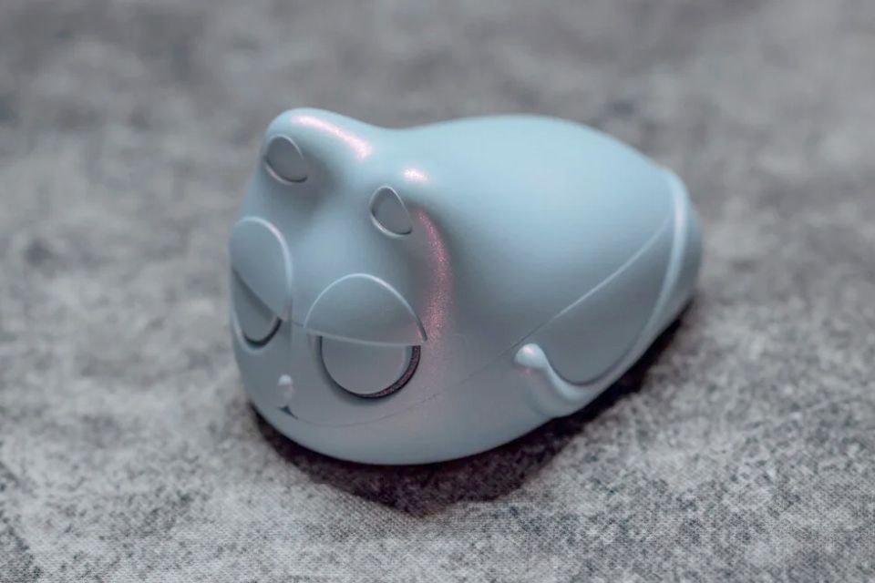 34gの軽量ゲーミングマウス「WLMOUSE Beast X Mini Pro」にIceBlueの
