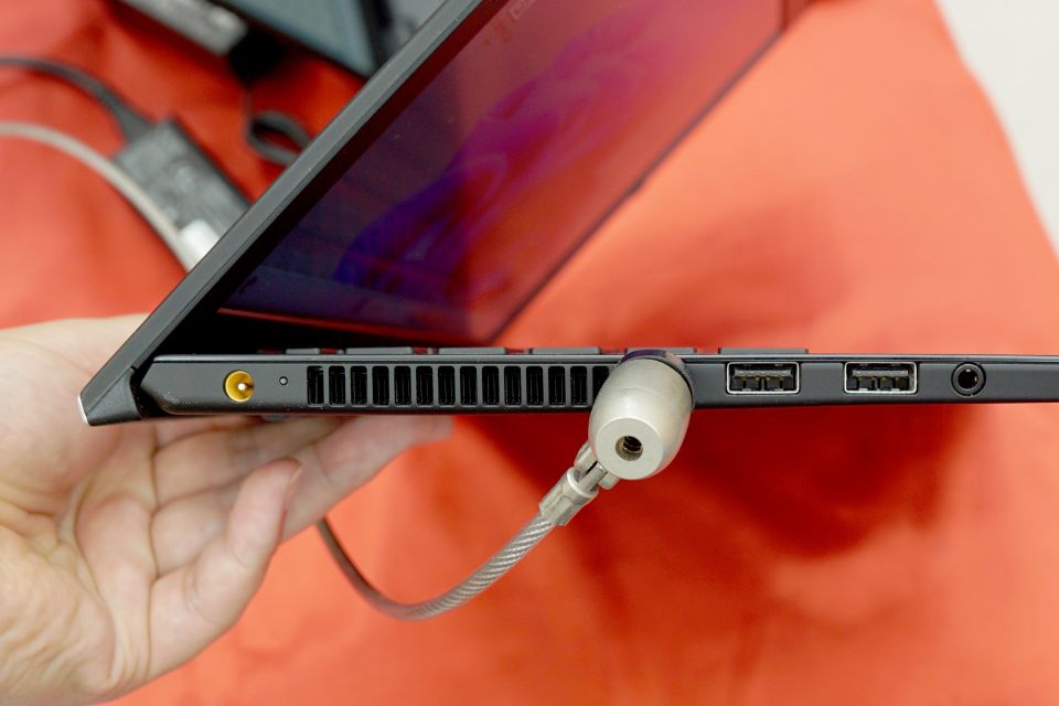 第8世代Core搭載13.3インチVAIOノートが19,800円！中古PCセール