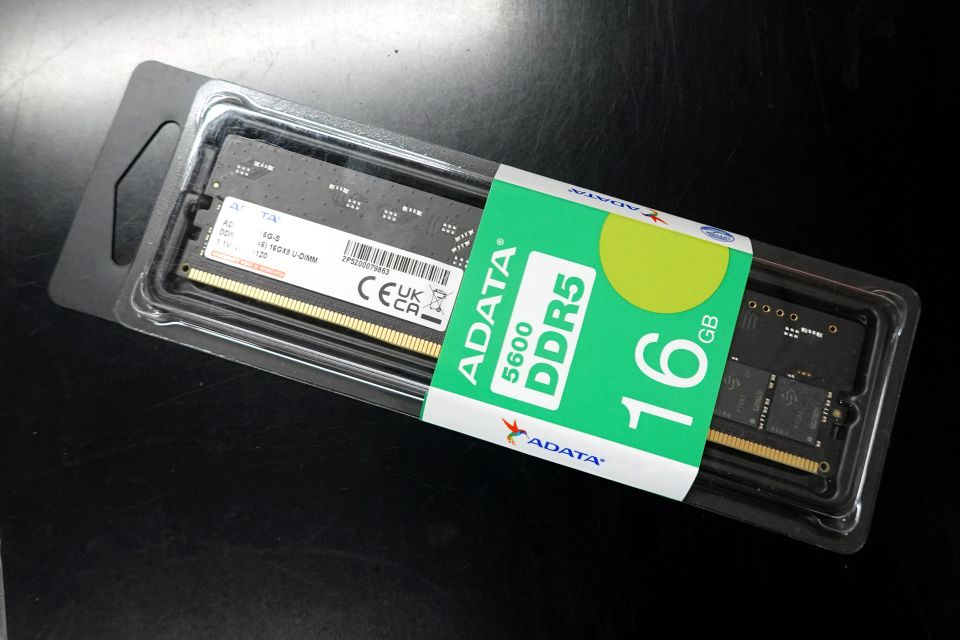 ADATAのDDR5-5600 16GBメモリ「AD5U560016G-S-I」が入荷、実売37,800円