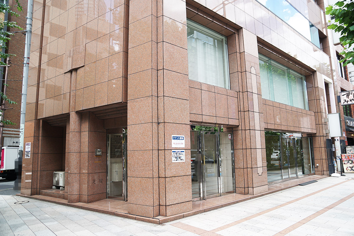 須田町ビル(5月29日撮影)