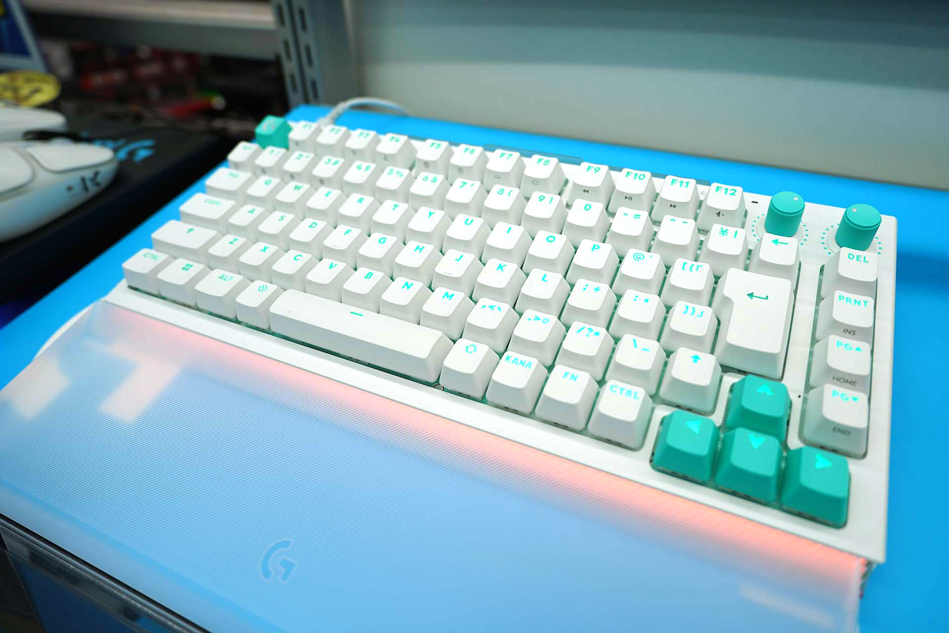 G512 X 75 ホワイト
