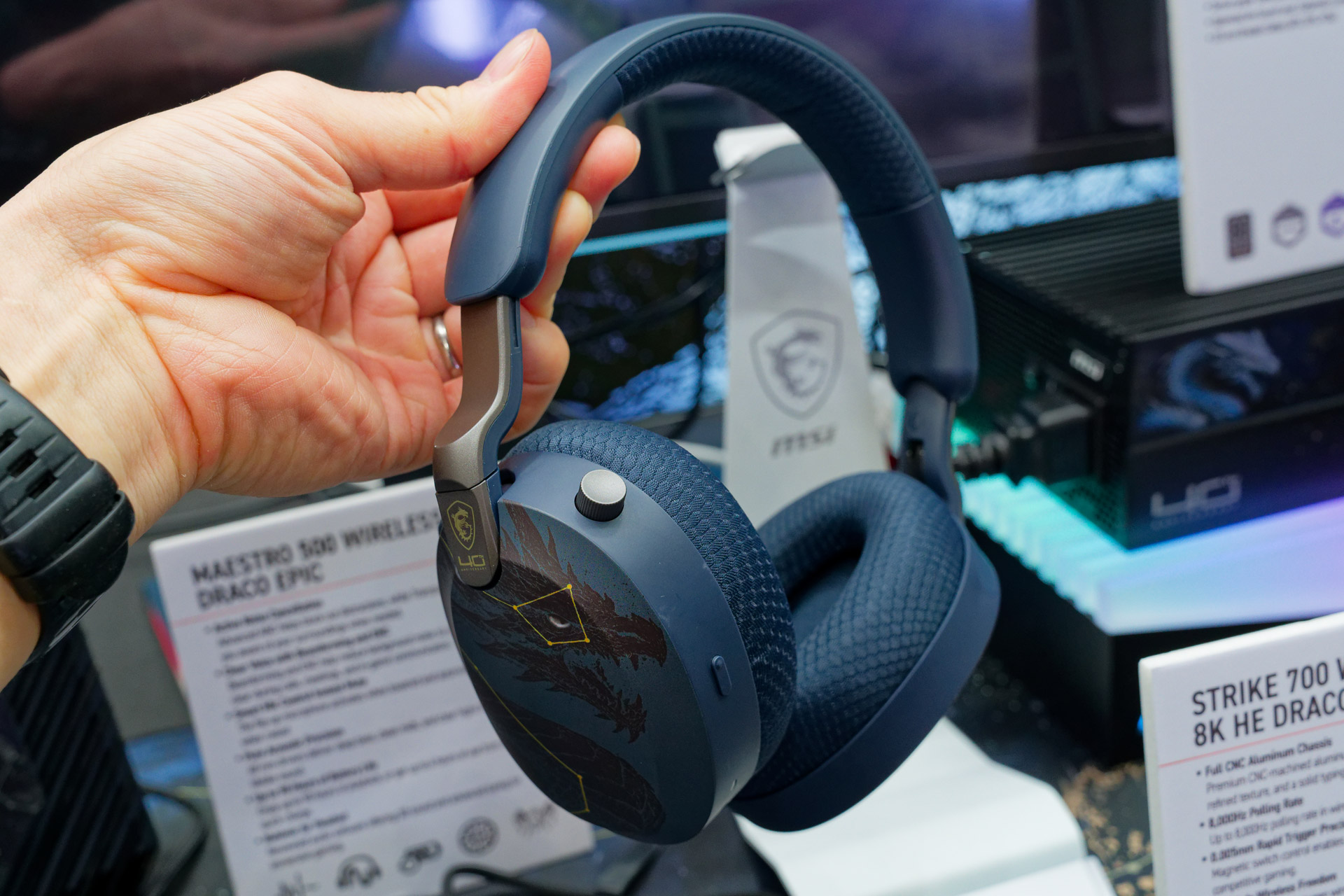 アクティブノイズキャンセリング機能搭載ヘッドセット「MAESTRO 500 WIRELESS DRACO EPIC」