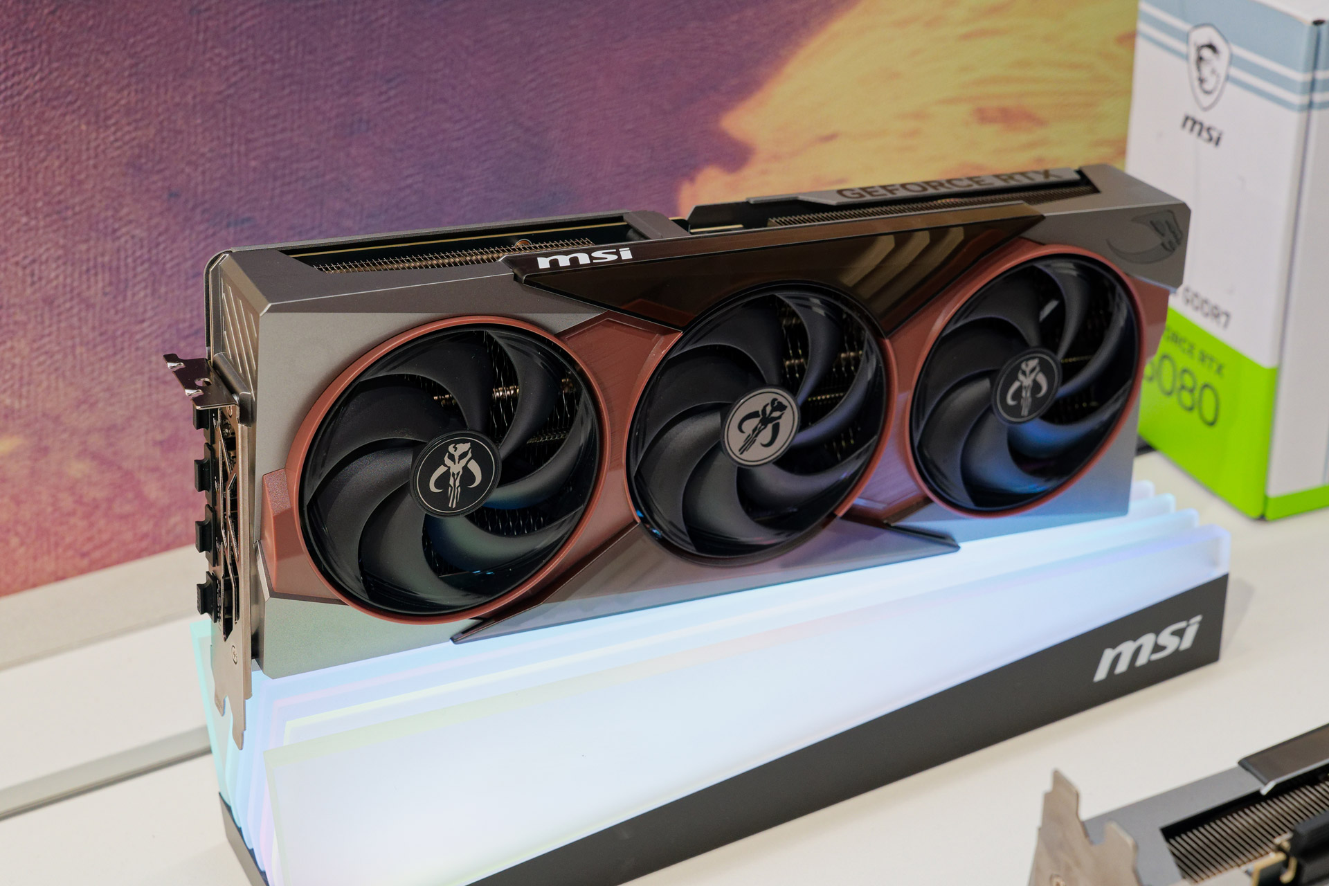 「マンダロリアン・アンド・グローグー」コラボGPU「GeForce RTX 5080 16G THE MANDALORIAN AND GROGU EDITION OC」、日本での販売は今のところ予定されていない