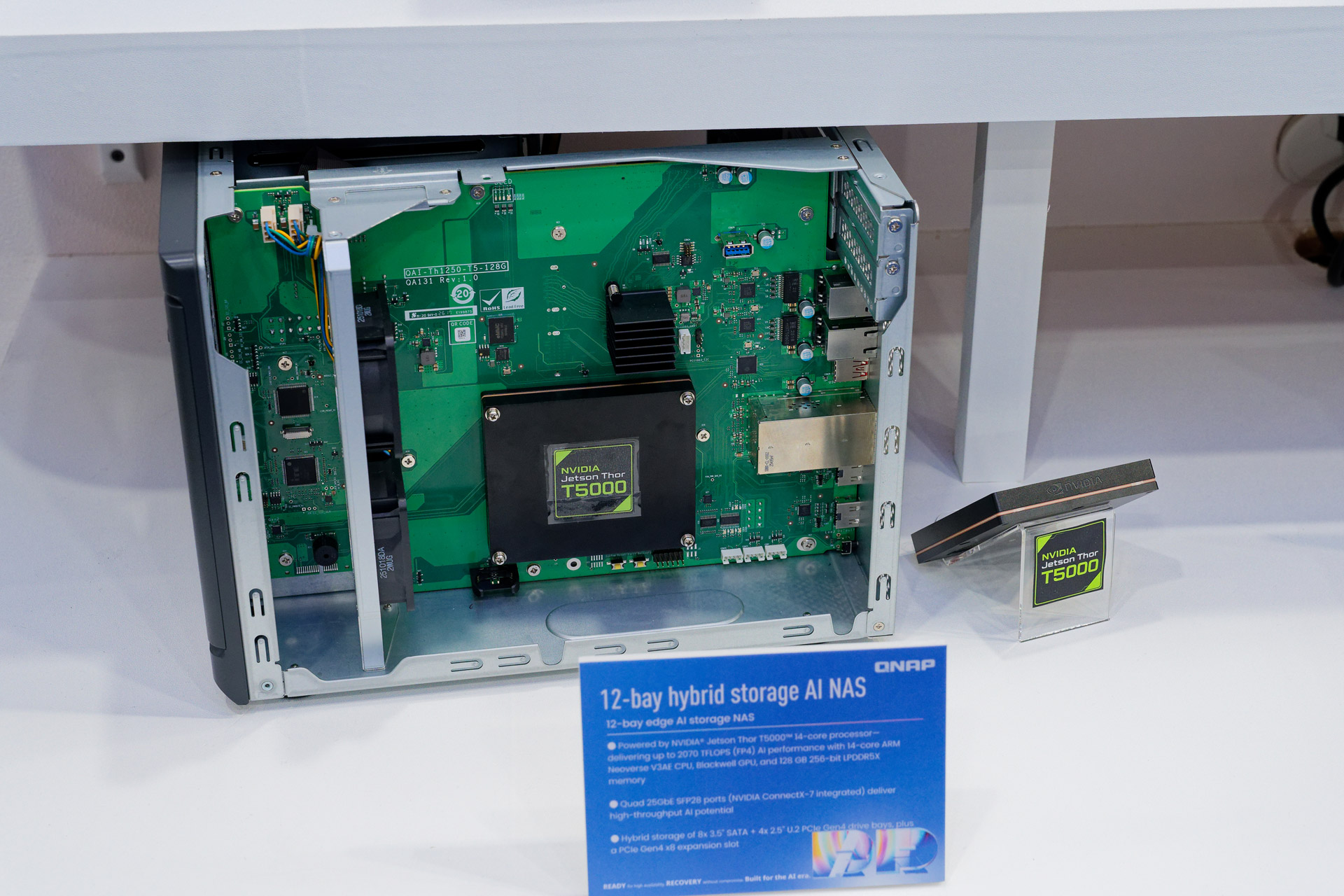 チップにNVIDIA Jetson Thor T5000を採用したNASのモックアップ。AIによるデータ検索などを小型のNASでも実現する