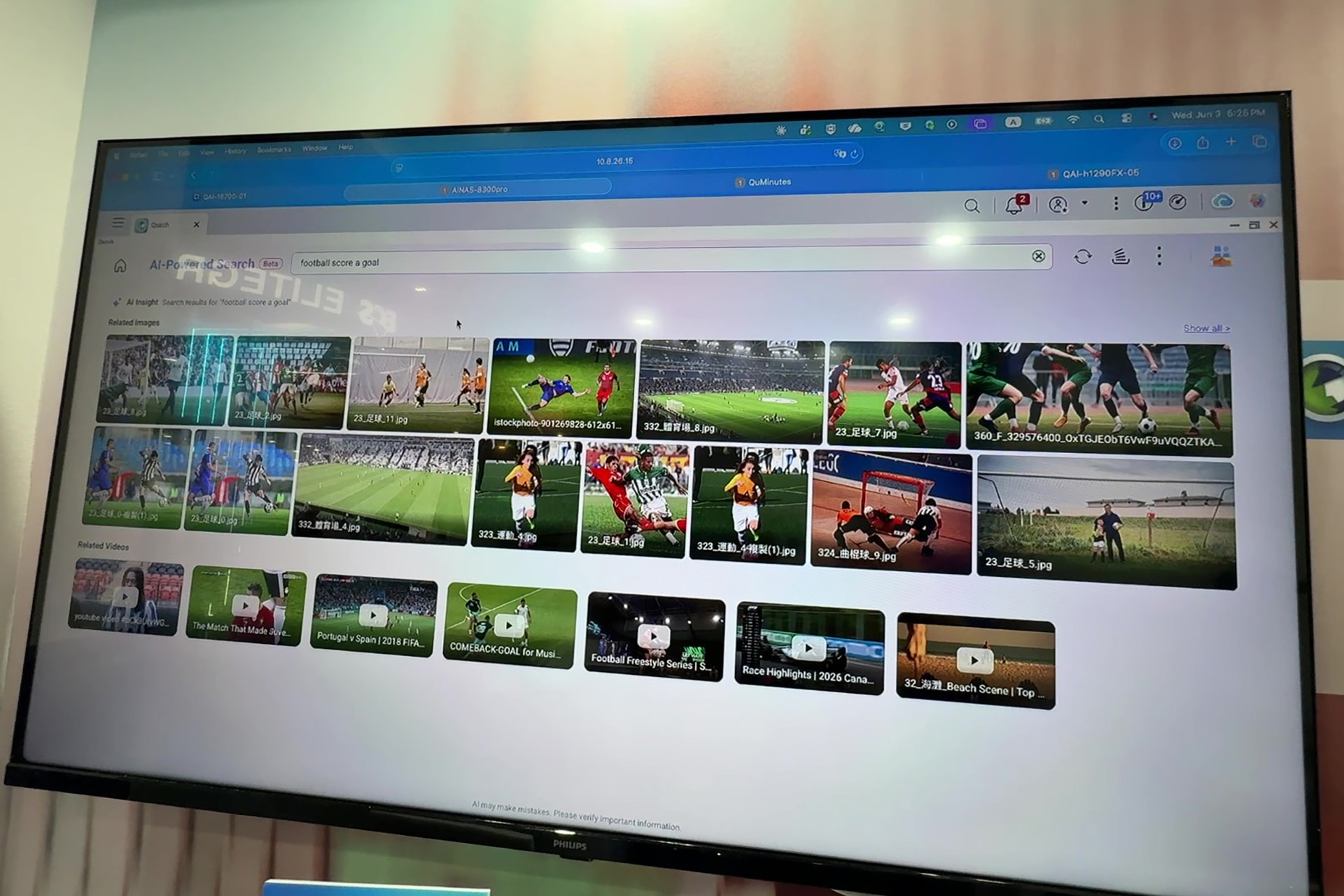 AIセマンティック検索で「football score a goal」と検索した際に出力された結果。タグなどの情報がなくても検索ワードから意味を理解して合致する動画/画像を検索することができる。
