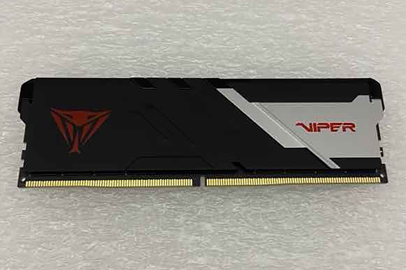パソコン工房の通販サイトで「DDR5-5200メモリ 32GB×1枚」の中古品が販売中