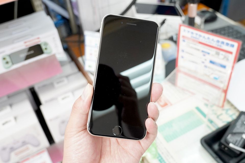 第3世代iPhone SEが27,800円！秋葉原で中古品セール - AKIBA PC Hotline!