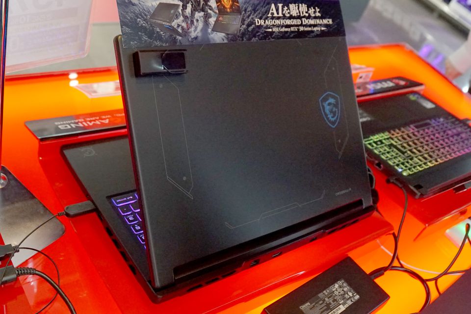 ゲーミングノート 12コアRyzenやGeForce RTX 5060搭載の16型ゲーミングノート「Crosshair