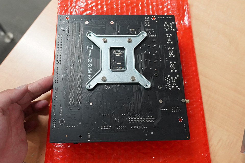 MAXSUNのCore 7 230H/Core 5 205H搭載microATXマザー、オリオスペック