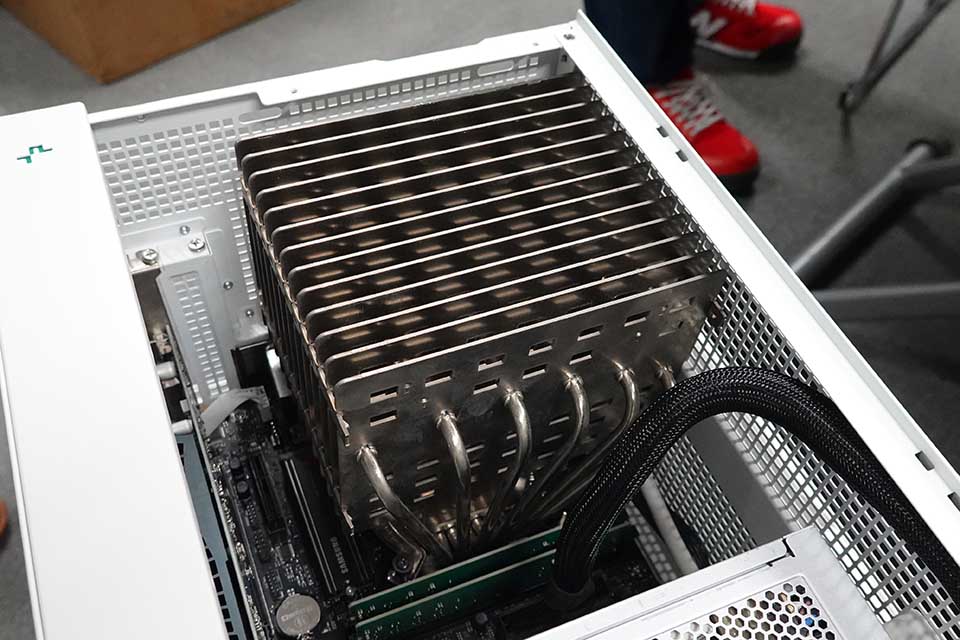 MAXSUNのCore 7 230H/Core 5 205H搭載microATXマザー、オリオスペック
