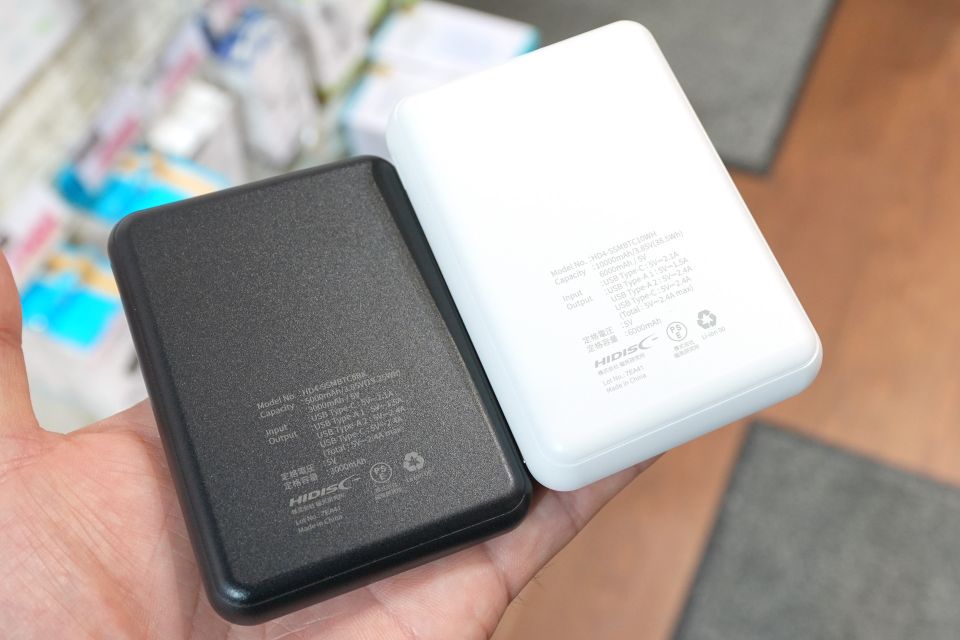 安全・長寿命な準固体セル採用のモバイルバッテリーが磁気研究所から