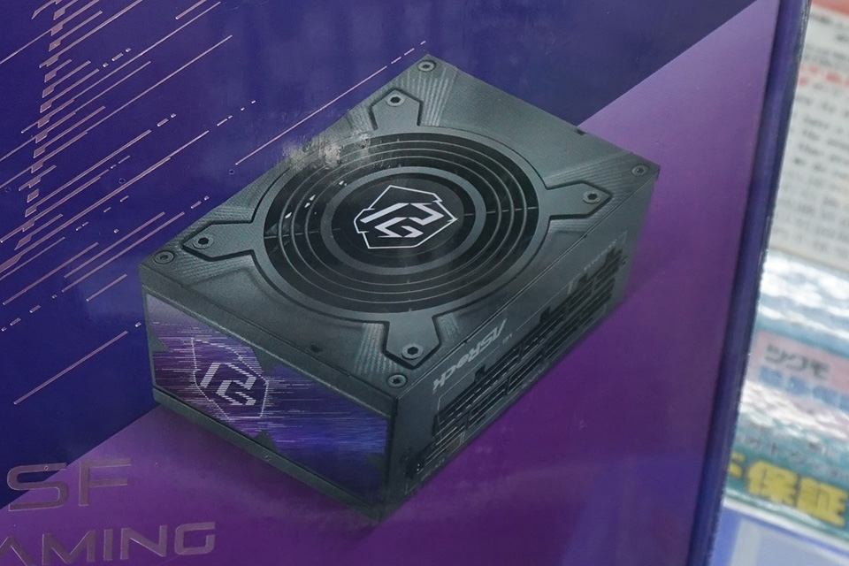 ASRockのSFX電源「Phantom Gaming SFX」が発売、USBデバイスの安定動作