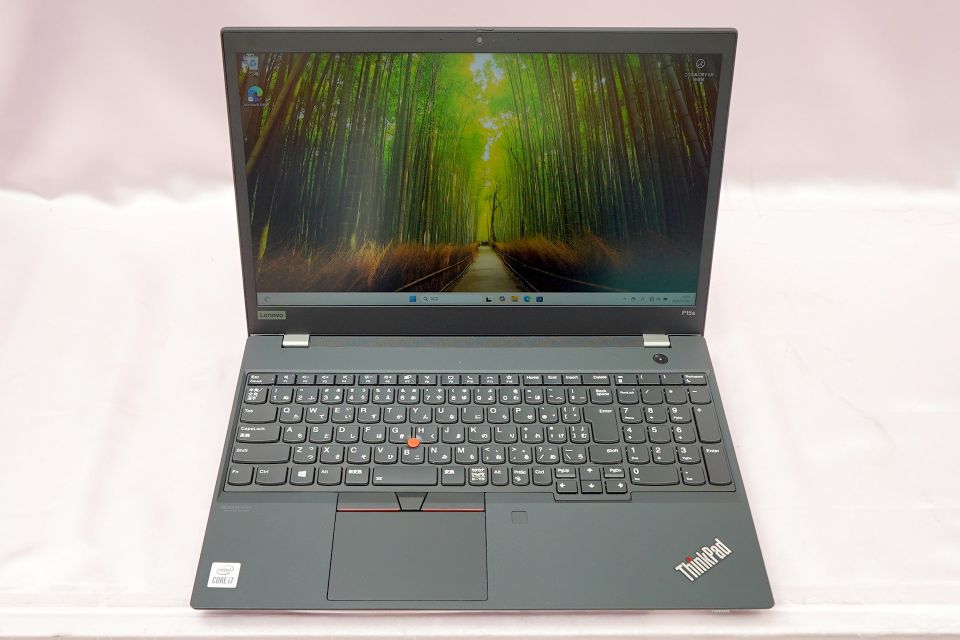 第10世代Core/16GBメモリ/Quadro P520搭載のThinkPad P15s Gen1が