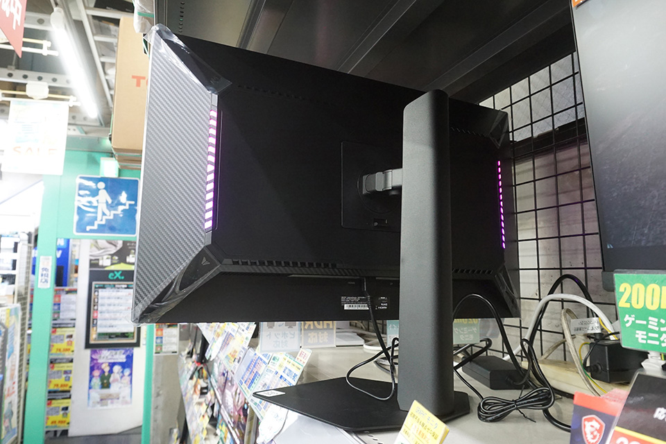 QD-Mini LEDパネル採用のFPS向けゲーミングモニター「THE SHOOTER」の