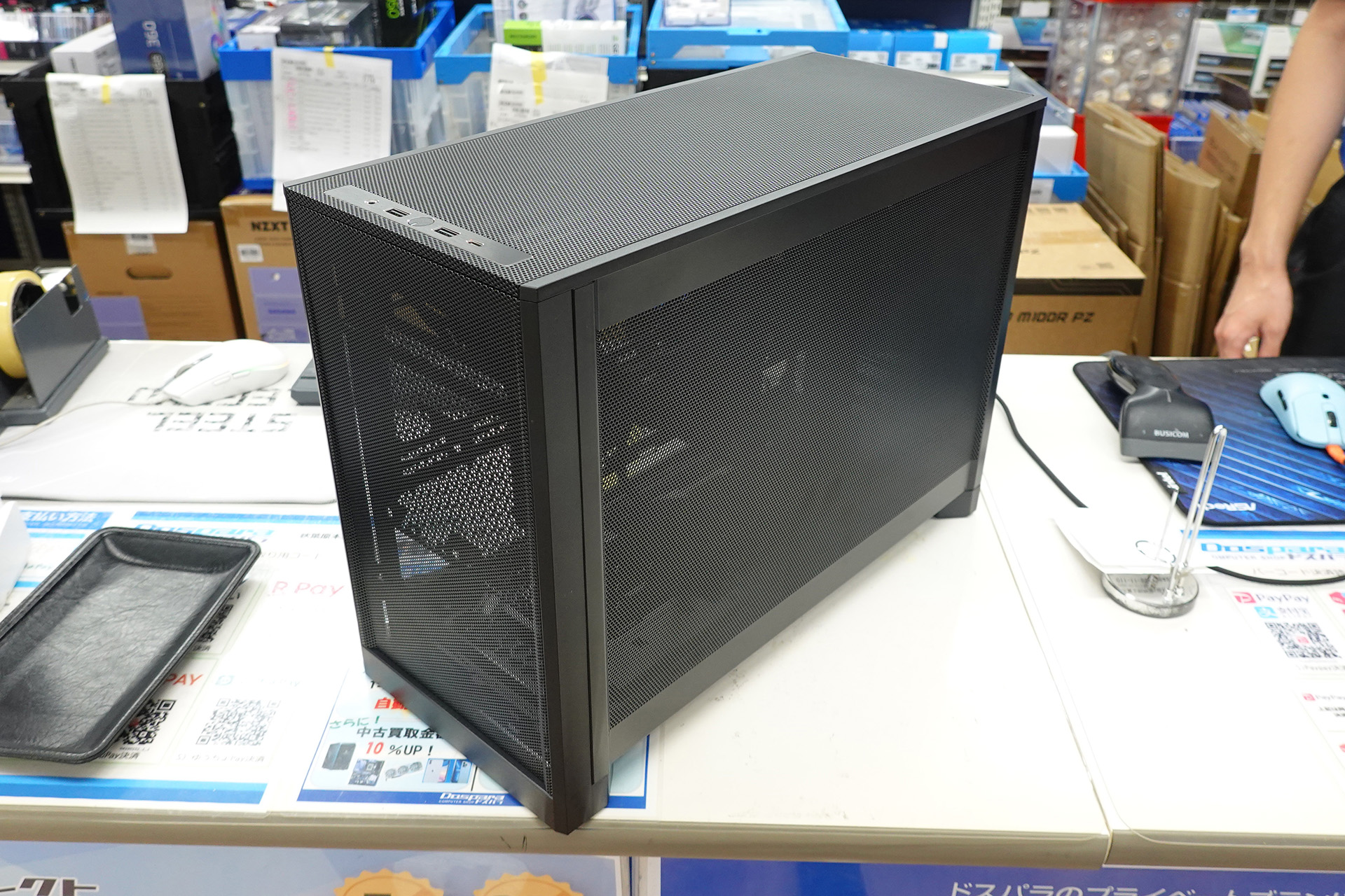 「MONTECH TEN」