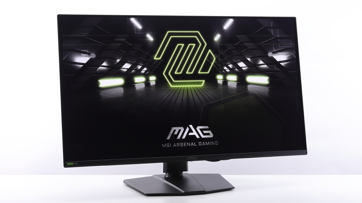 31.5型4Kゲーミングモニター「MAG 322UP QD-OLED E16」