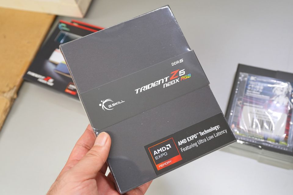 超低遅延なRyzen向けDDR5-6000メモリ「Trident Z5 NeoX RGB」がG.SKILL