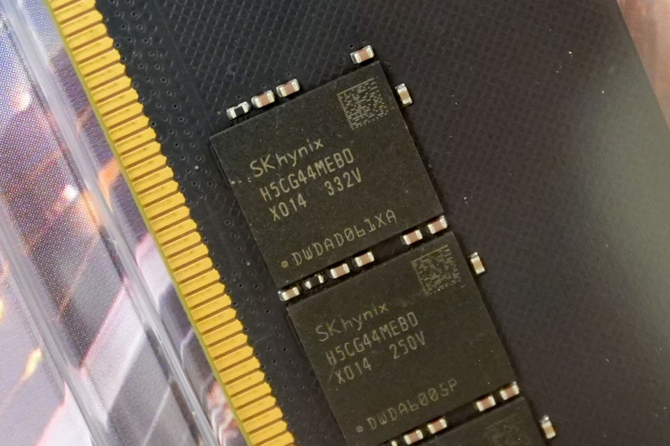 SK hynixチップ採用のOCMEMORYオリジナルDDR5-6000 32GBメモリキットが
