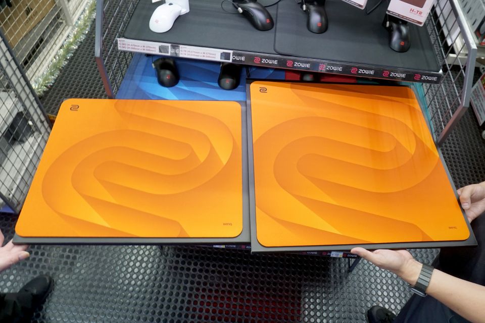 ZOWIEの布製ゲーミングマウスパッド「G-SR-SE」に新色オレンジ - AKIBA