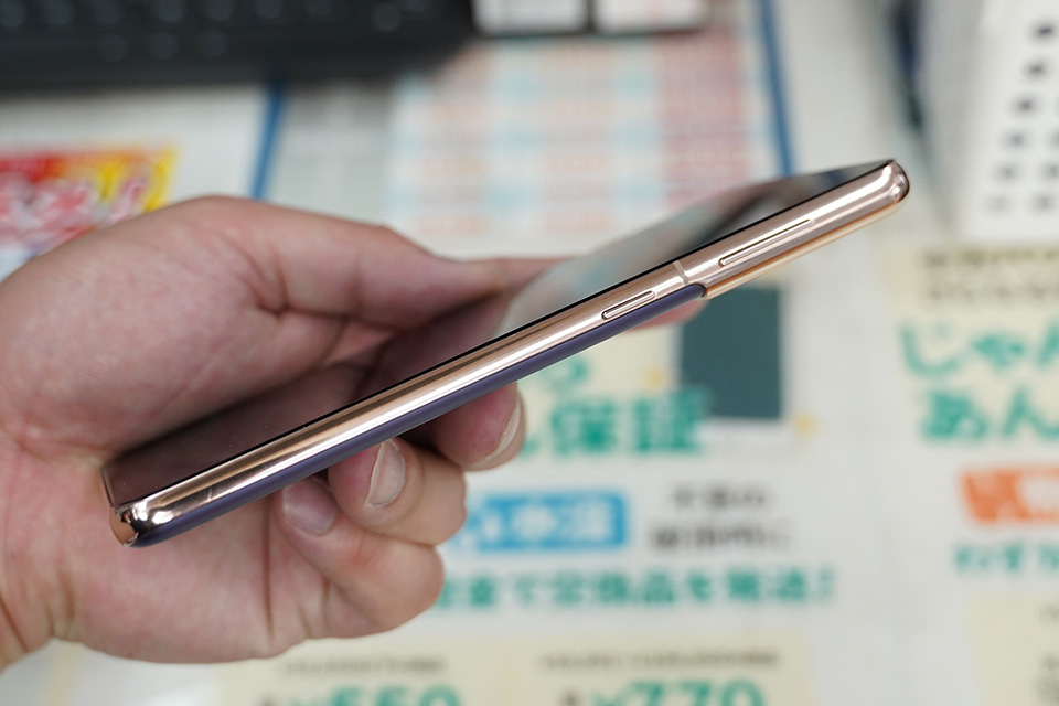 6.2インチスマホ「Galaxy S21 5G」が27,990円から、中古品セール