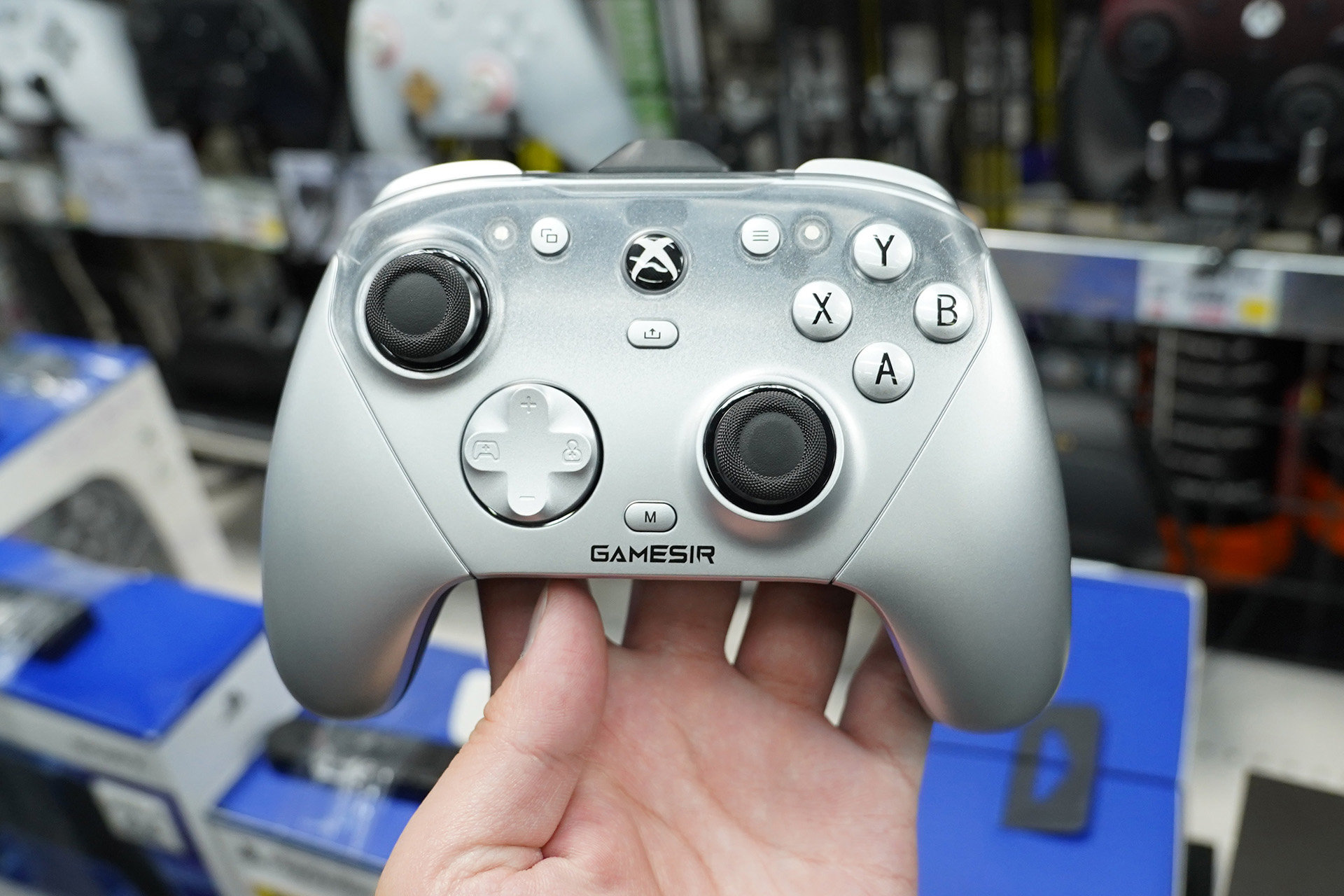 「G7 Pro Metallic Silver」