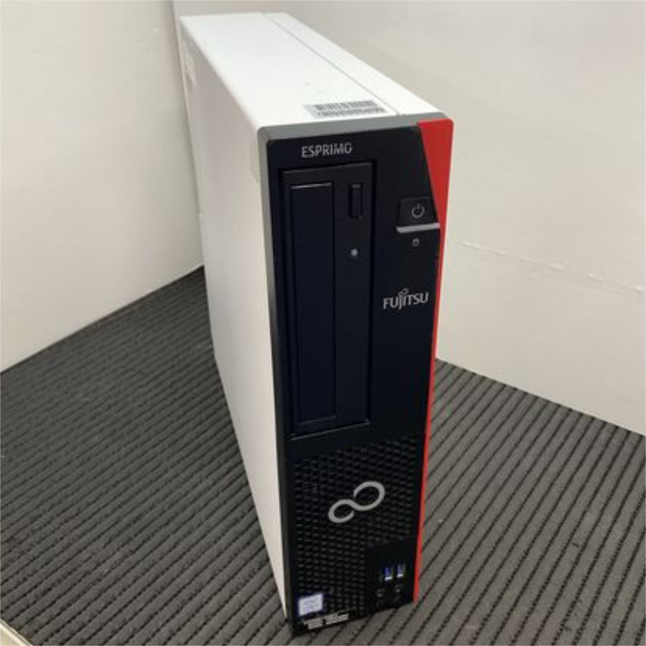 パソコン工房の通販サイトで「ESPRIMO D588/V」の中古品が販売中