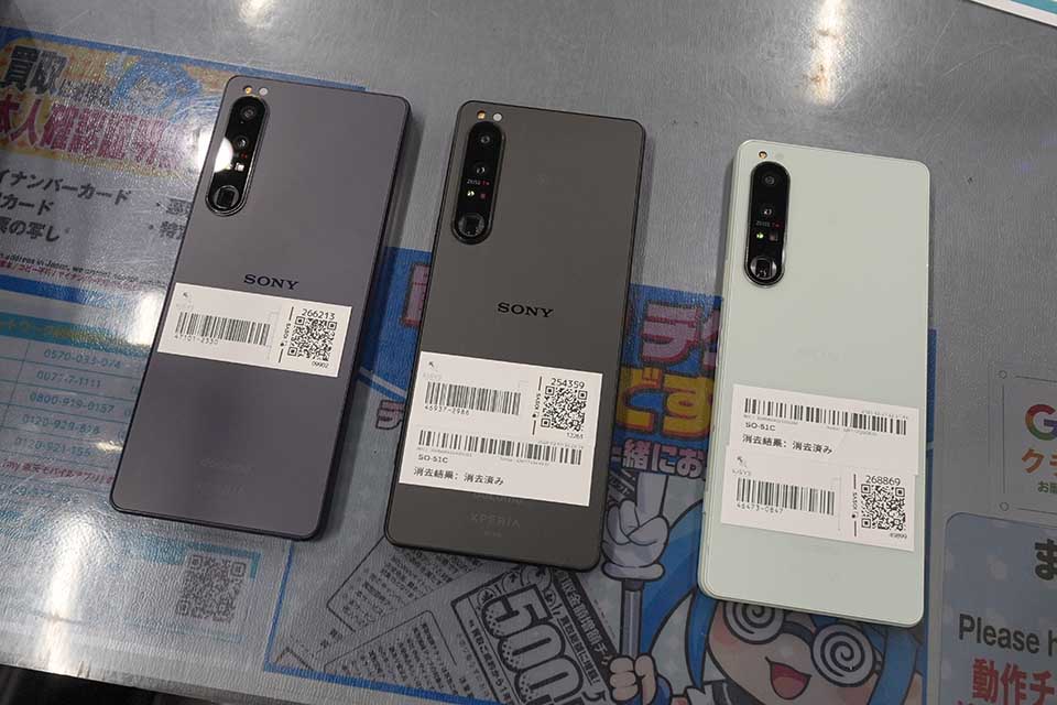 スリムで持ちやすい6.5型スマホ「Xperia 1 IV」が29,800円、中古品