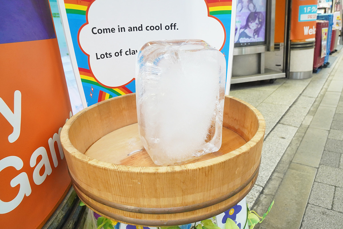 秋葉原Hey(7月17日撮影)