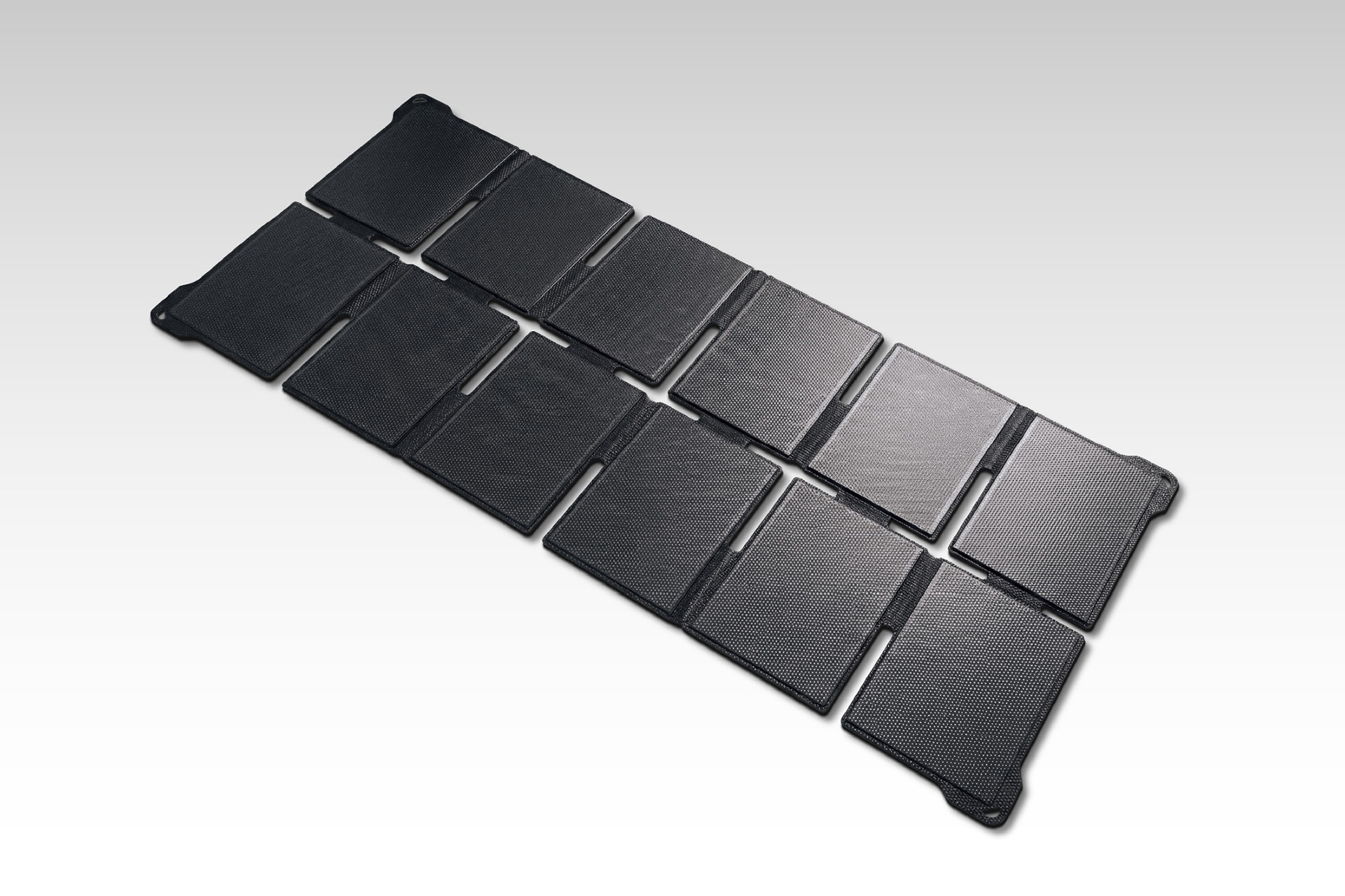 「Solar Charger 12F 30W」