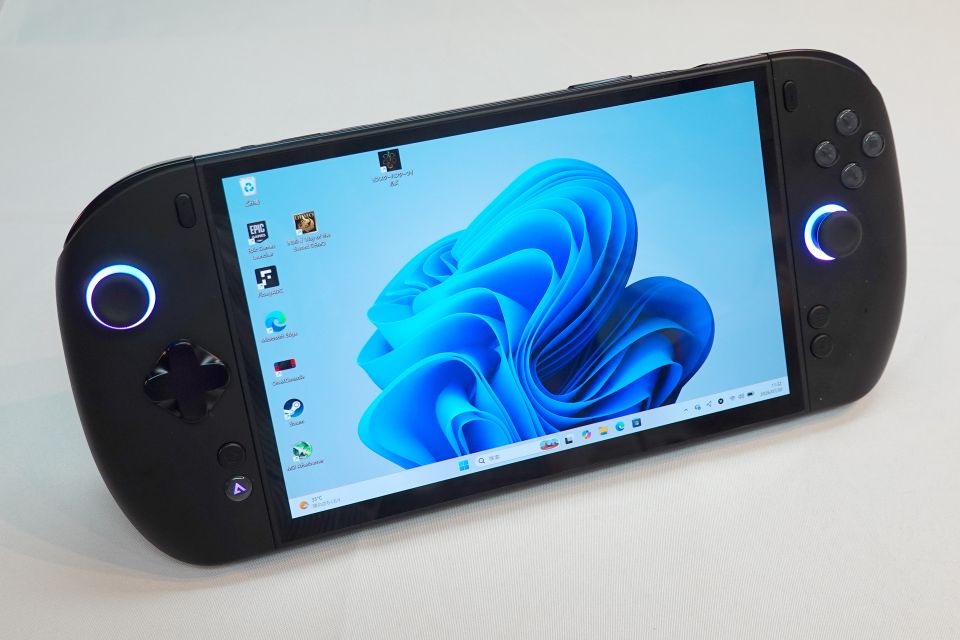 ☆格安美品☆Windows XP☆NEC13.3インチHD+液晶コンパクトPC☆ Intel Arc G3 Extreme搭載の8.8インチ携帯ゲーミングPC「OneXPlayer 3
