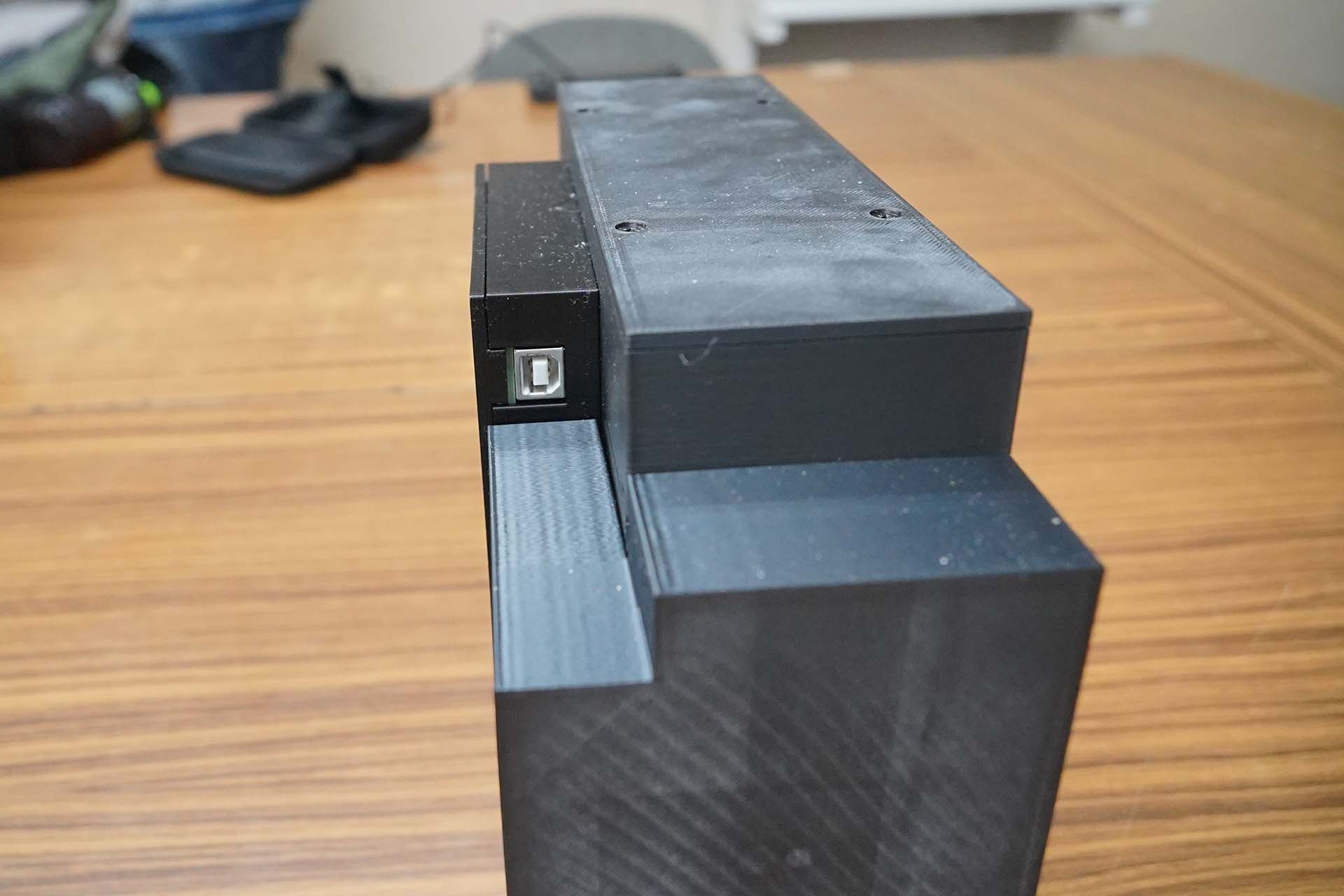 PC/X68000 Z HEとUSBケーブルで接続