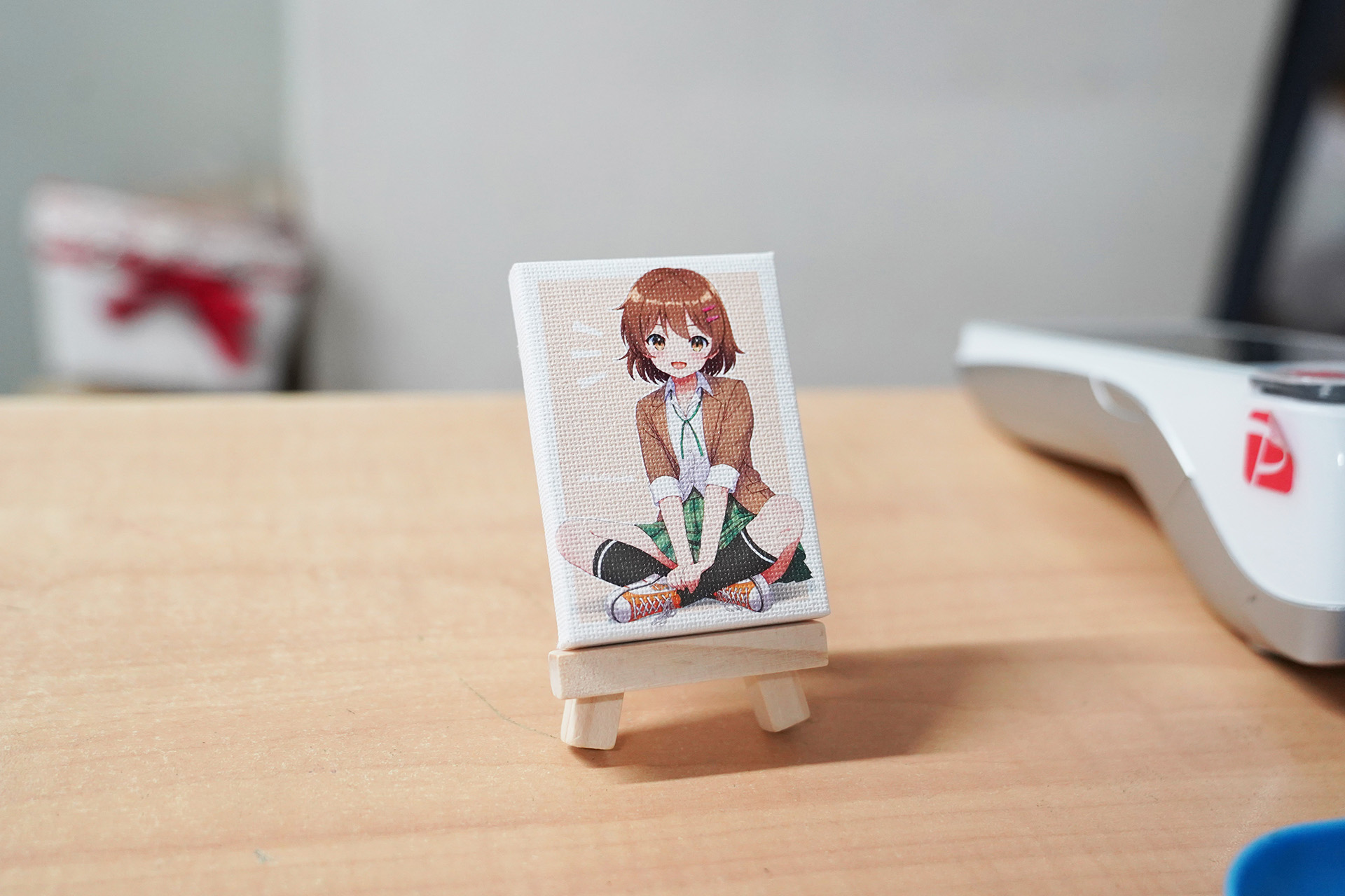 「プロ生ちゃん（暮井 慧） ミニキャンバス（イーゼル付き）」
