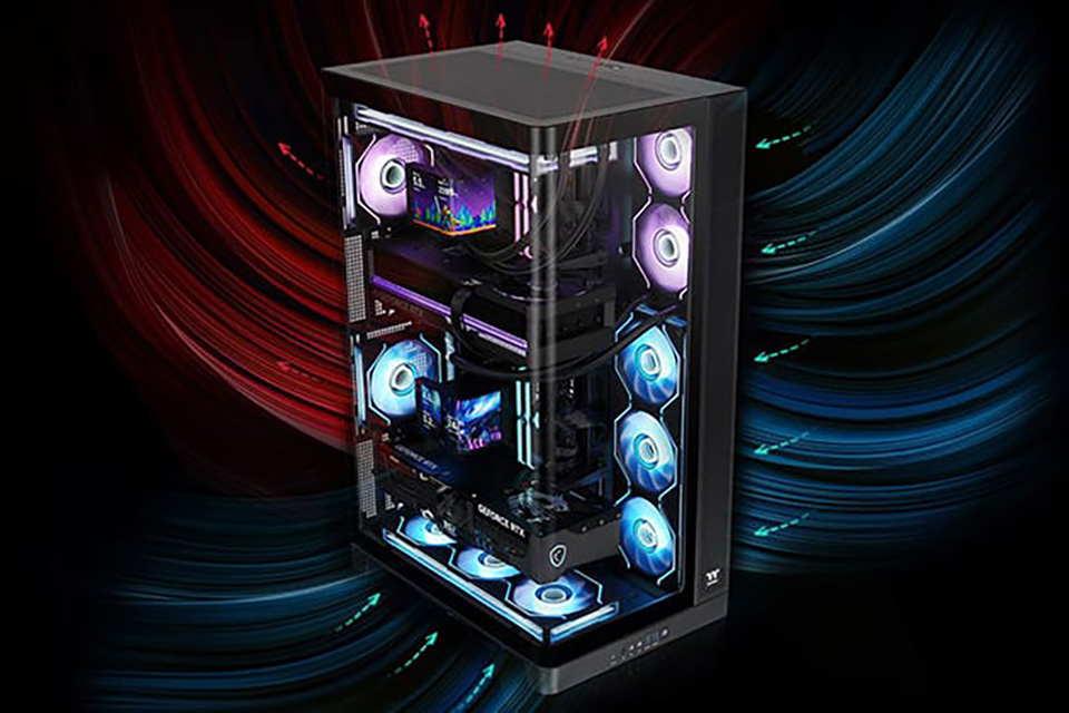 microATXマザーが2枚搭載できる巨大PCケース「CAPO X」がThermaltake