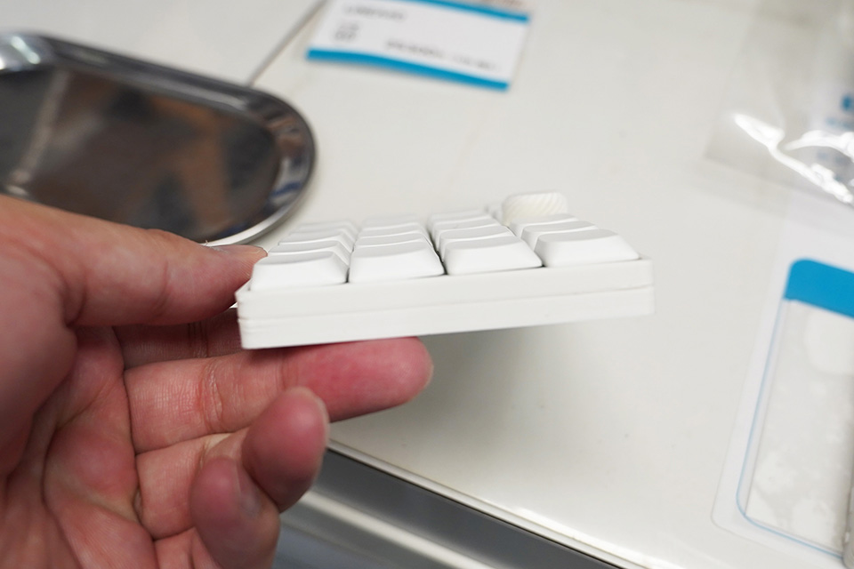 1Uトラックボールやロータリーエンコーダー搭載の分割キーボード自作