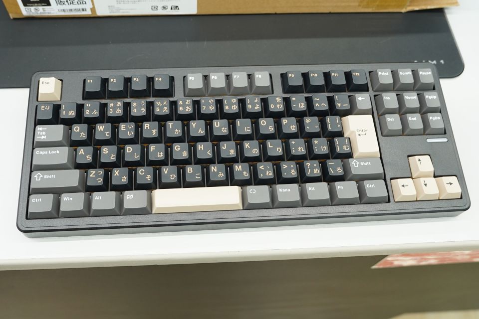 SmackApeの日本語ワイヤレスメカニカルキーボード「IMPACT 80 Ultra