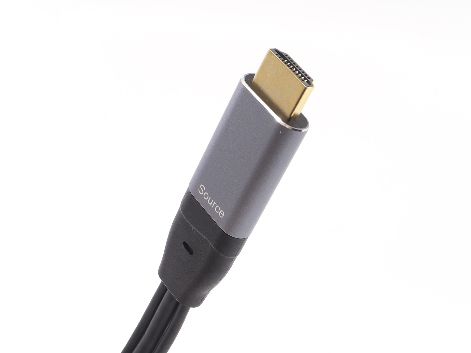 映像端子としてもっとも普及しているHDMI。HDMI－HDMI接続で問題なく使える環境が一番無難ではあります