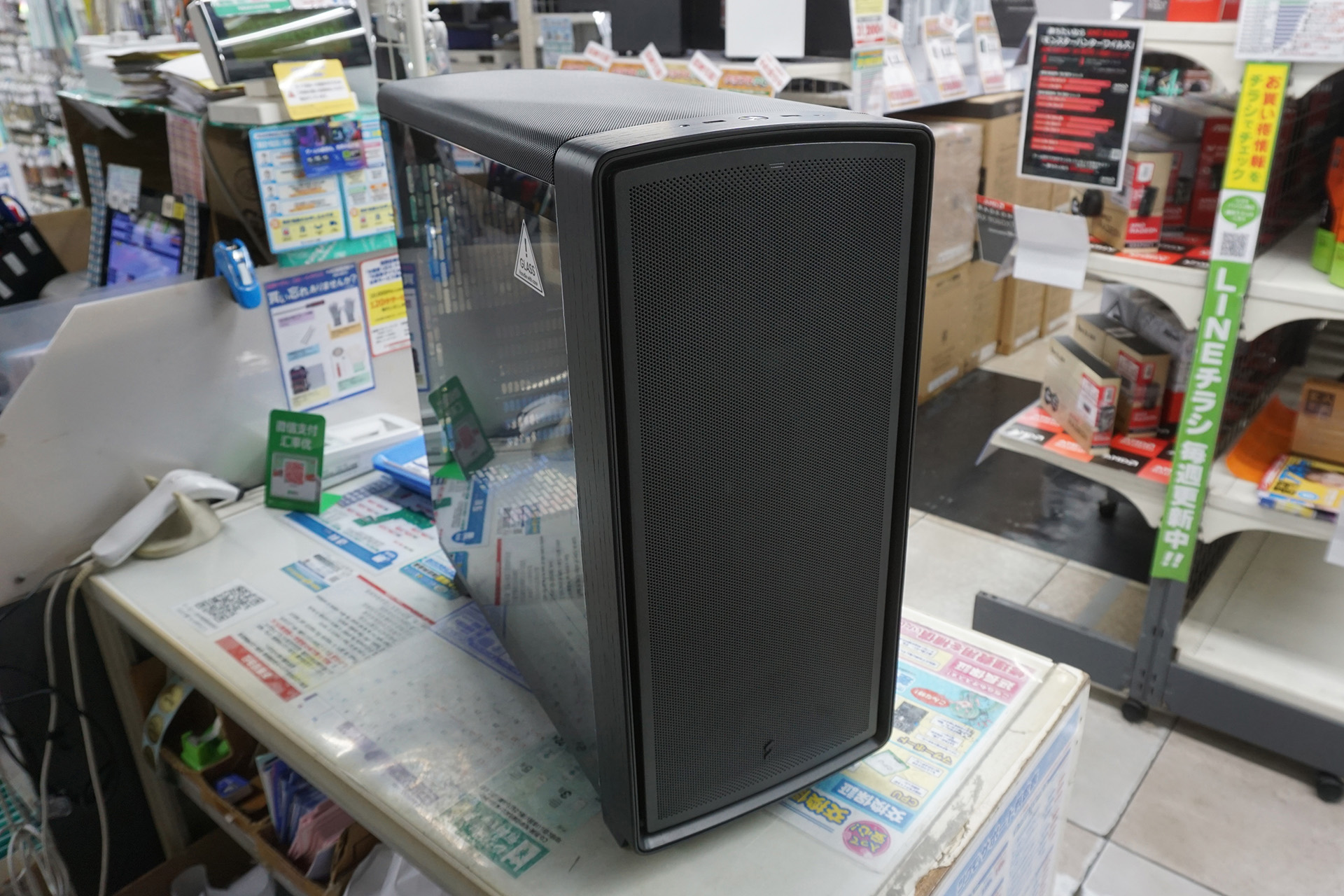「Summit Blackout TG Light Tint」