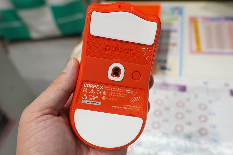 Pulsarのプロ選手監修ゲーミングマウス「CARPE-X」が登場、カラーは