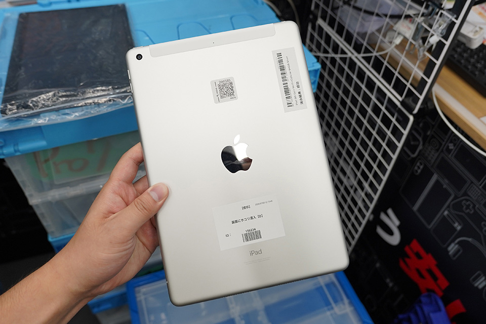 セルラー SIMフリー iPad 第9世代 64GB おまけ cellular iPadOS 27対応の「第9世代iPad 64GB」セルラーモデルが19,800円！中古D