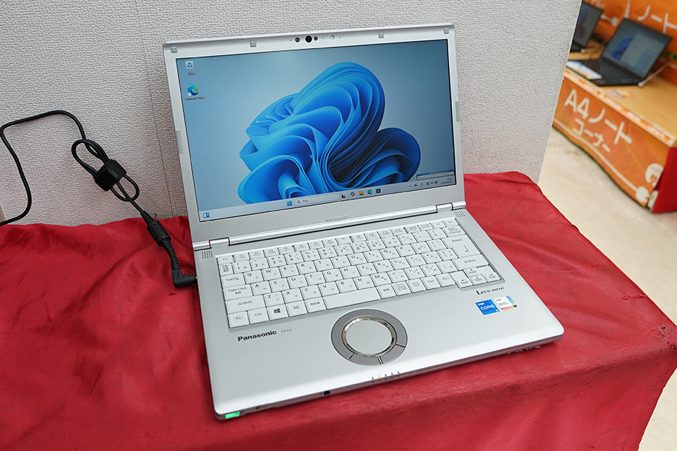 Core i5-1135G7や16GBメモリ搭載の14型「Let's note」が54,800円、中古
