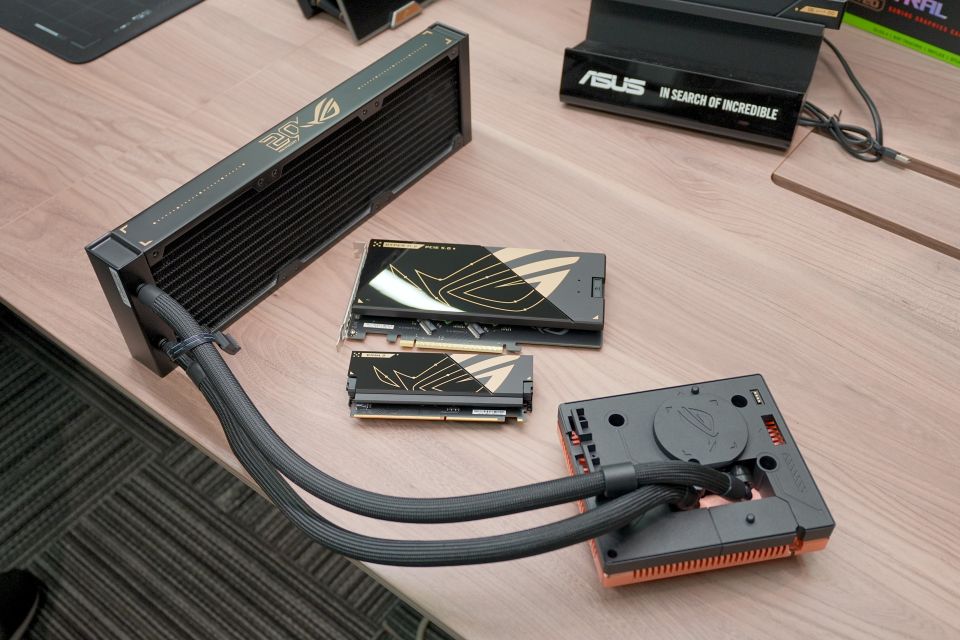 (バラ売り可)マザーボード/メモリ/cpuクーラー ROG 20周年を飾るモンスターマザー「ROG CROSSHAIR X870E EDITION 20