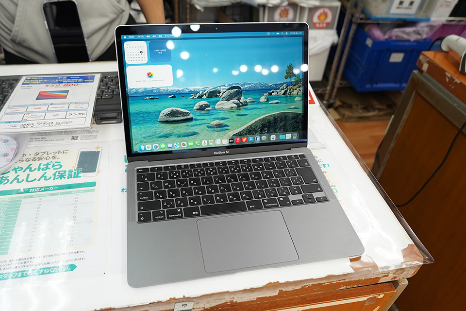 M1搭載の13インチ「MacBook Air」が59,800円！中古品セール - AKIBA PC