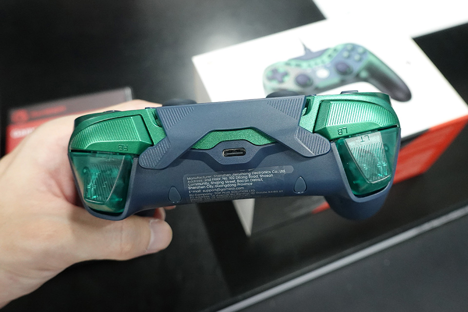 GameSirの低遅延ゲームパッド「Tarantula 8K PC」にプロ格闘ゲーマー